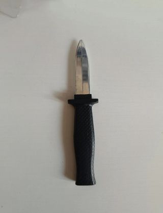 Coltello finto metallo/plastica