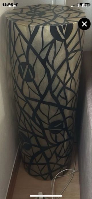 CHOLLO Preciosa Lámpara pie diseño único