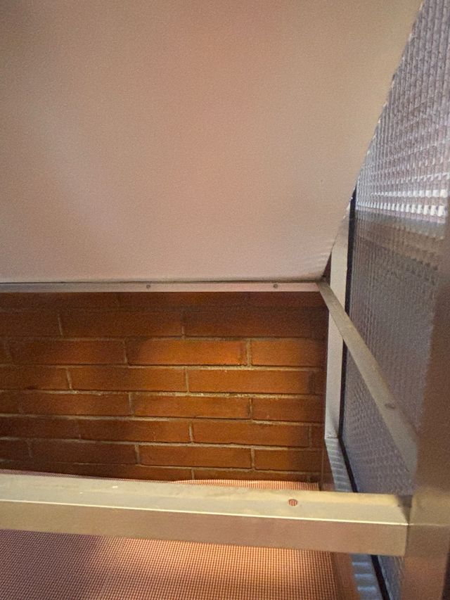 Armario metálico gris - 2 puertas correderas