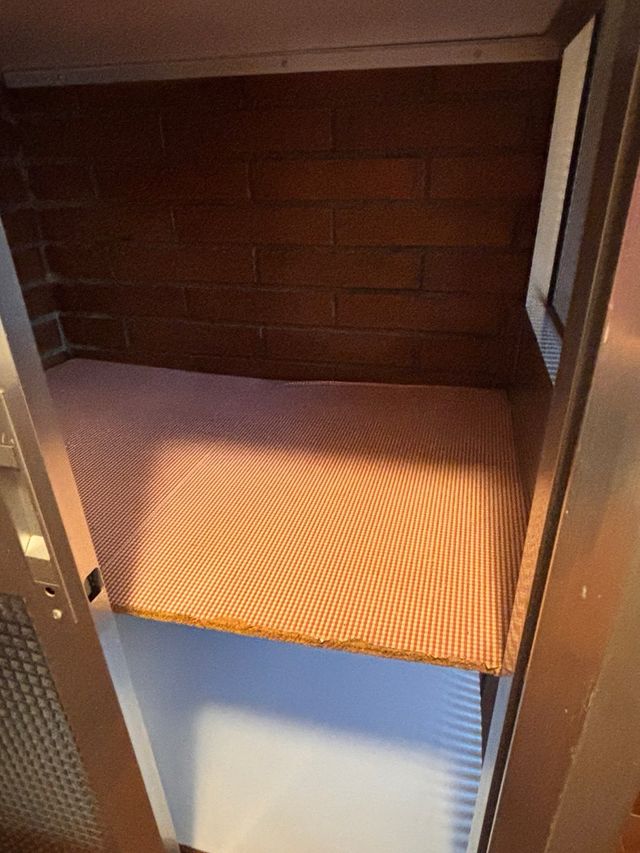 Armario metálico gris - 2 puertas correderas