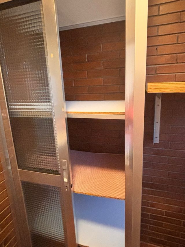 Armario metálico gris - 2 puertas correderas