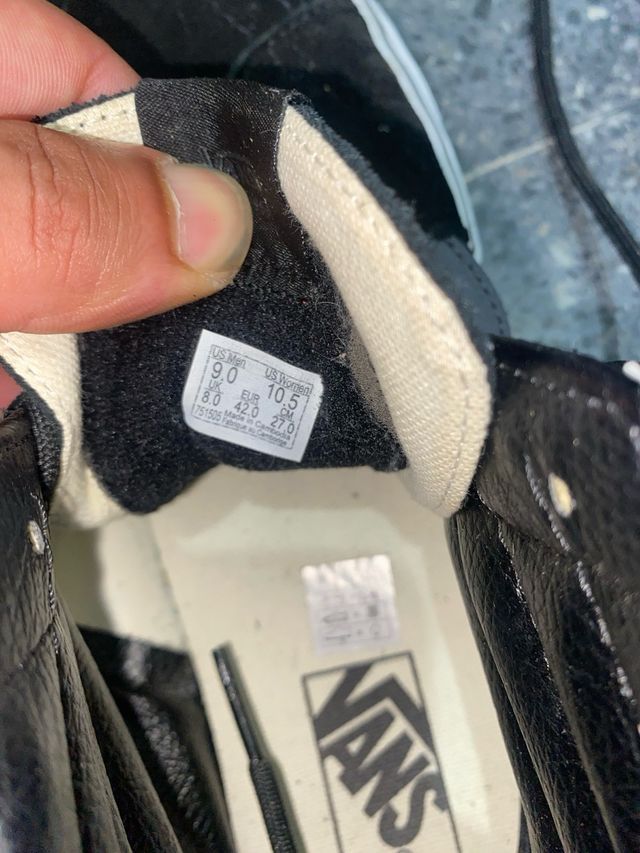 Vans Sk8-Hi: zapatillas negras y grises