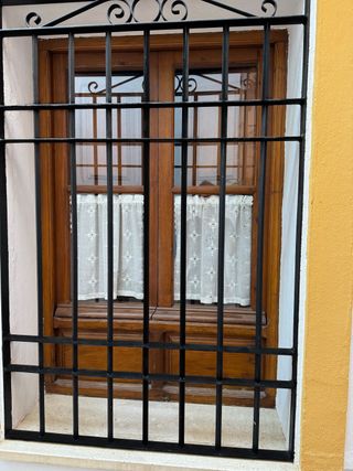 4 VENTANAS de madera ANDALUZAS - PRECIO NEGOCIABLE