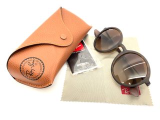gafa de sol señora rayban rb422