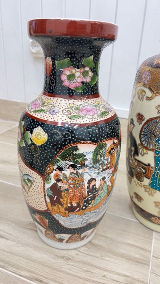 Jarrones japoneses decorativos de porcelana