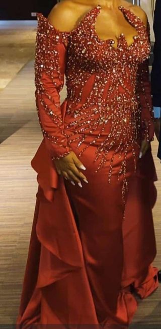 Vestido rojo boda gitana