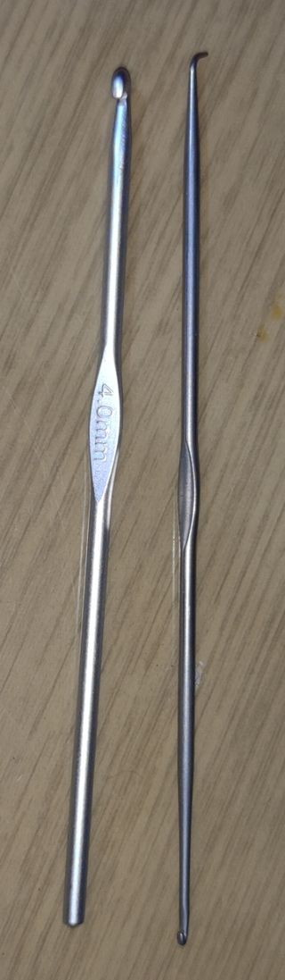 Set 10 uncinetti + attrezzi maglia