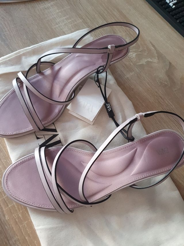 Sandalias Zara