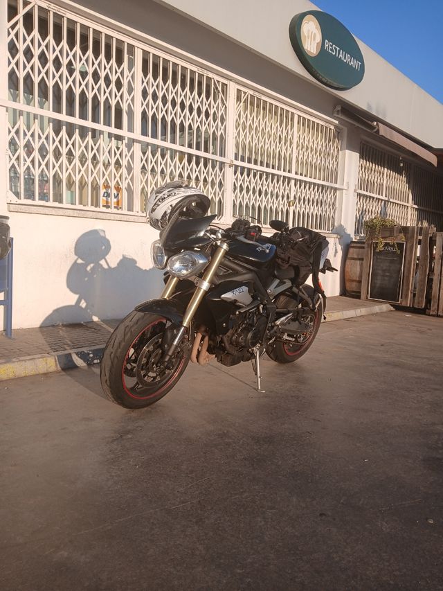 Triumph Street Triple 675