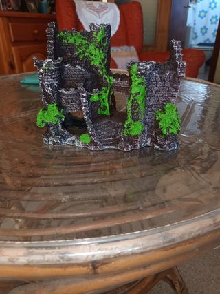 Castillo acuario 20x15cm
