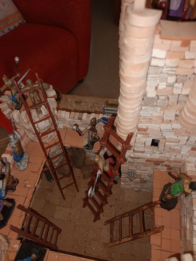 Maqueta castillo medieval + extras