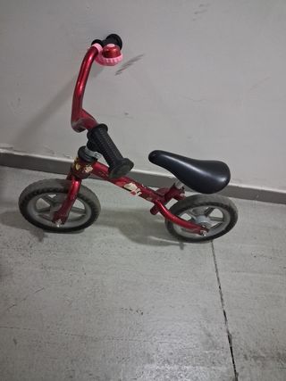 Bicicleta sin pedales niña