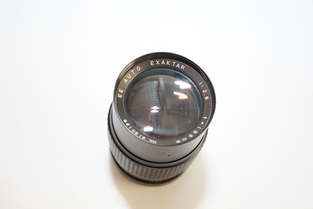 Objetivo Exaktar 135mm f/2.8