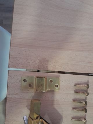 Cerradura seguridad dorada
Marca lince con bloqueo