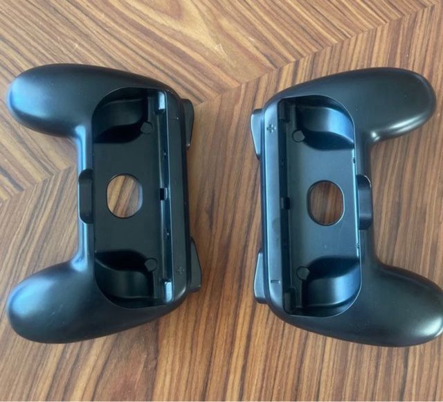 Nintendo Switch con accesorios y juegos de regalo.