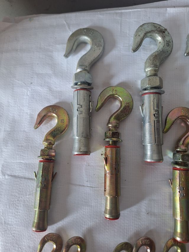 20 Tasselli Ancoranti con Gancio