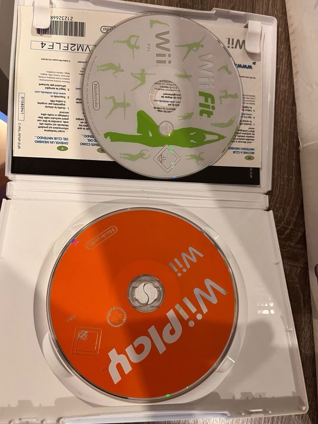 Wii Fit + Wii Play (Nintendo)