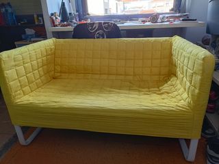 Sofá IKEA KNOPPART 2 plazas, amarillo