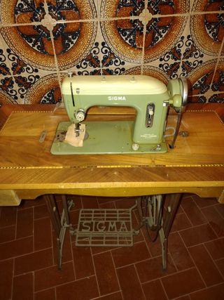 Máquina coser Sigma Antigua