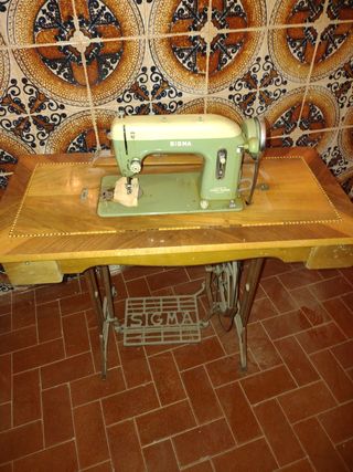 Máquina coser Sigma Antigua