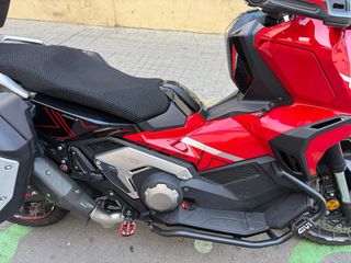 Honda X-ADV 750 (2024) - Impecable
edicion limited