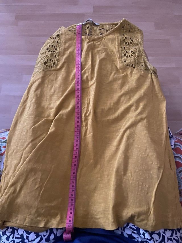 Blusa Amarilla Natura Bordada