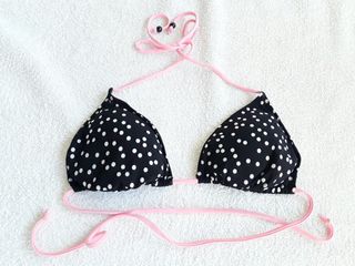 Bikini lunares blanco y negro