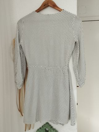 Mono Zara lunares blanco-negro T-S