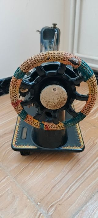 Máquina coser Singer antigua de colección