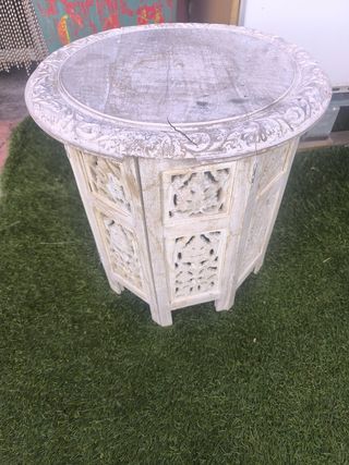 Tavoli arabi in legno bianco