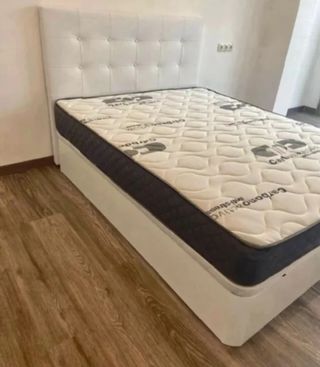 Canapés,colchones,mesitas, armarios, somier,base,