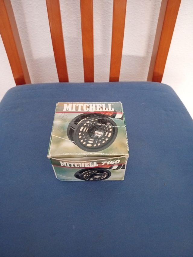 Mitchell 7150 - Carrete Mosca
