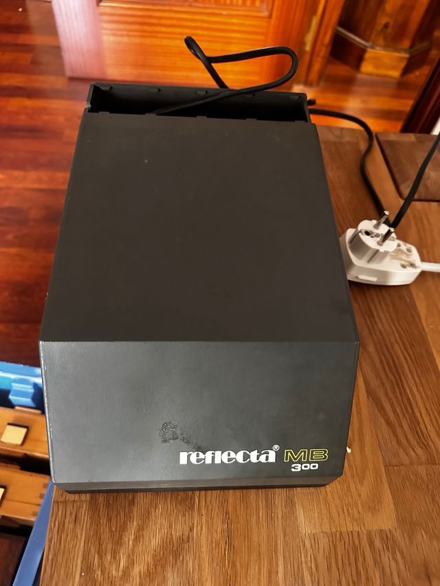 Reflecta MB 300: Visor diapositivas