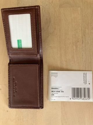Cartera Benetton marrón de piel. NUEVA