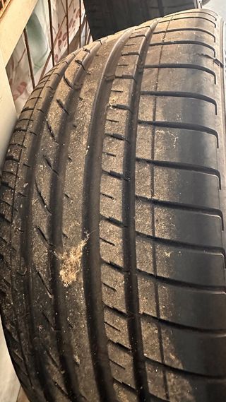 4 Llantas Ronal 18" con neumáticos