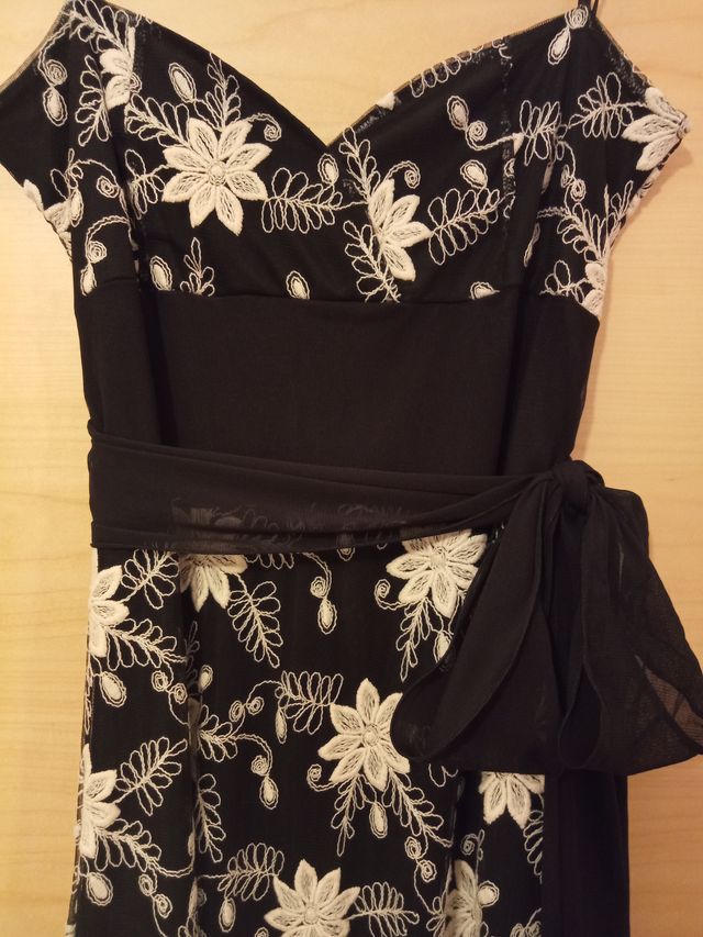 Vestido fiesta bordado