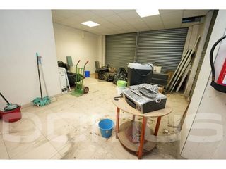 Local comercial en venta en Sant Vicenç dels Horts