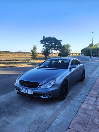 Mercedes-Benz Clase CLS 320 2006