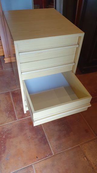 Cajonera madera pino - 4 cajones