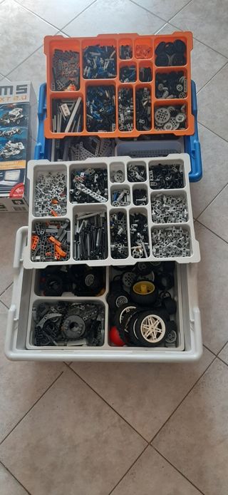 Lego Mindstorms NXT 2.0 Robot