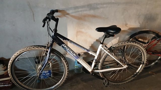 Bicicleta montaña Decathlon.