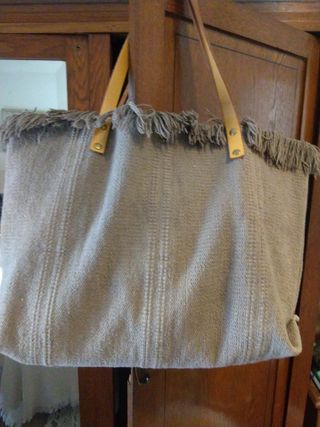 BolsoTote verde con asas de cuero