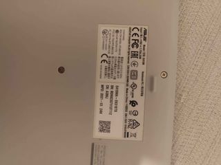 Portátil ASUS E410M (2021) ligero