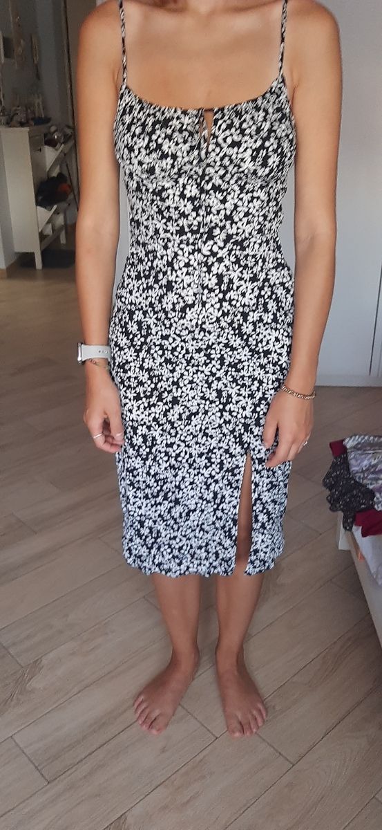 Vestito Bershka fiori bianco-nero XS