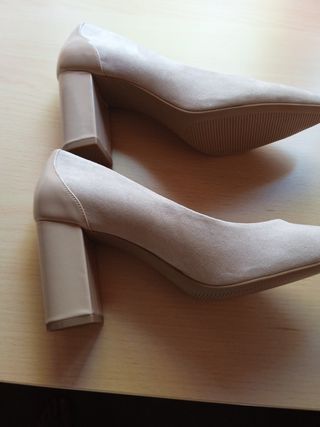 Zapatos beige tacón 8 cm