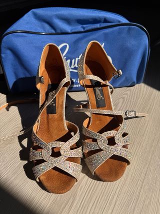 Zapatos baile Gautiers dorados