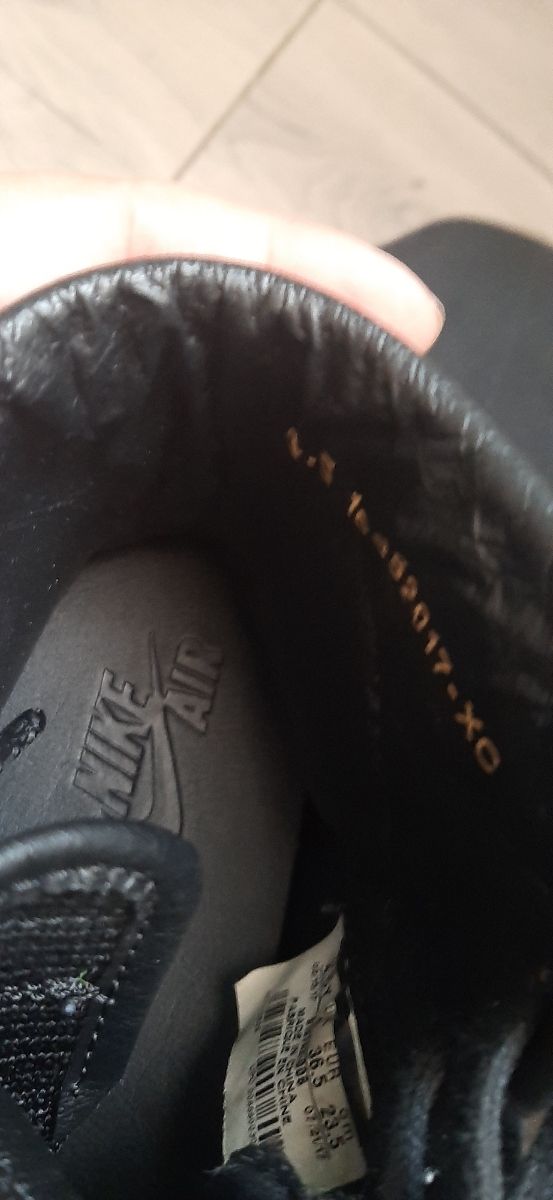 Nike Air Jordan 1 Retro Hi Flyknit 36