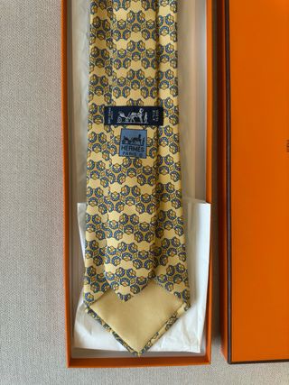Corbata Hermès 
