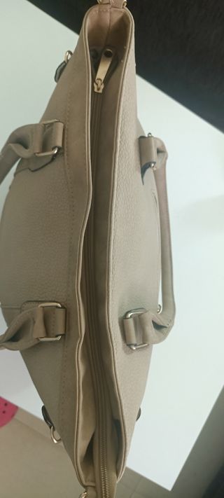 Bolso beige grande