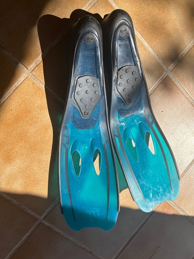 Aletas natación talla 43-44 snorkel